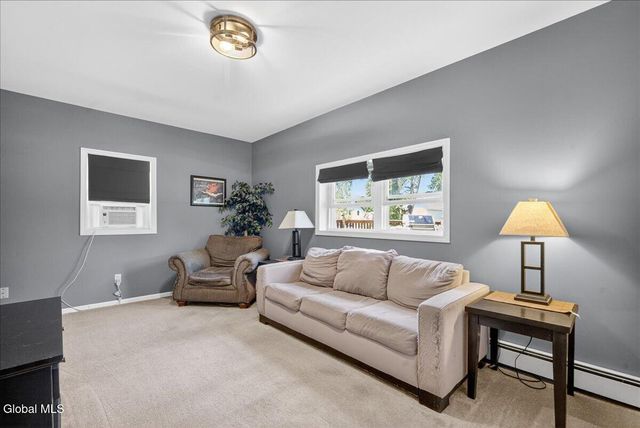 3423 Gari Lane, Guilderland, NY 12303