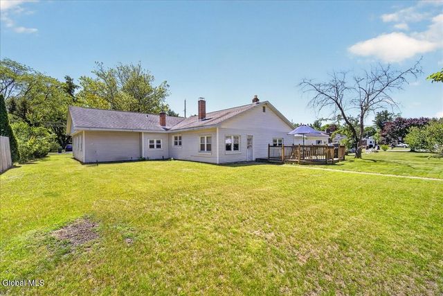 3423 Gari Lane, Guilderland, NY 12303