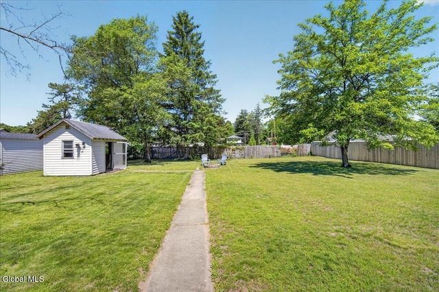 3423 Gari Lane, Guilderland, NY 12303