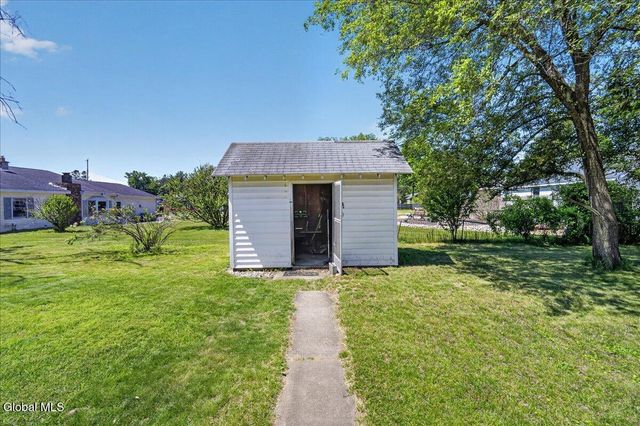 3423 Gari Lane, Guilderland, NY 12303