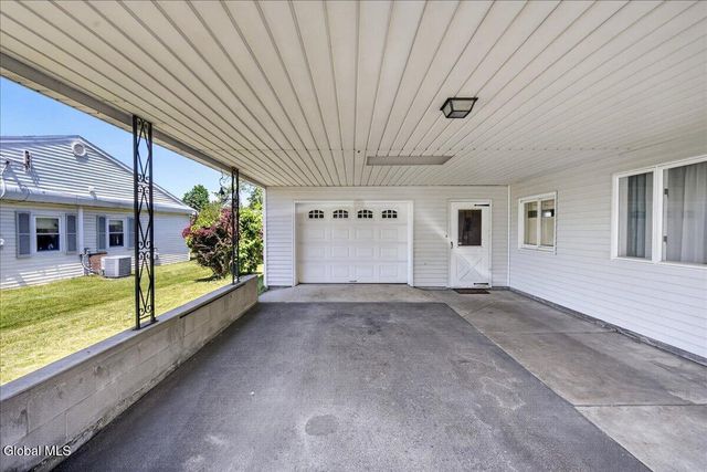 3423 Gari Lane, Guilderland, NY 12303