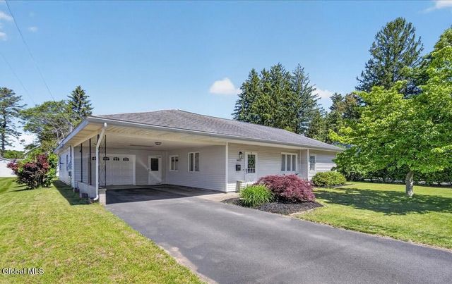3423 Gari Lane, Guilderland, NY 12303