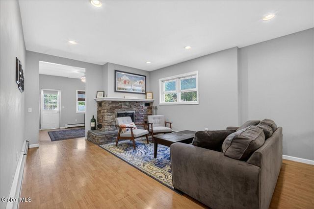 3423 Gari Lane, Guilderland, NY 12303