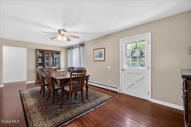 3423 Gari Lane, Guilderland, NY 12303