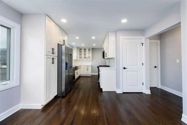 4955 N Delphia Avenue, Norridge, IL 60706