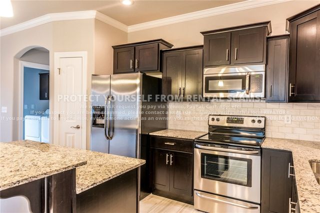 4765 W Wales Drive, Fayetteville, AR 72704