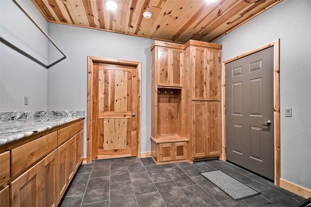 13520 Gooseberry Road, Bentonville, AR 72712