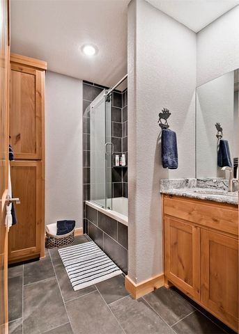 13520 Gooseberry Road, Bentonville, AR 72712