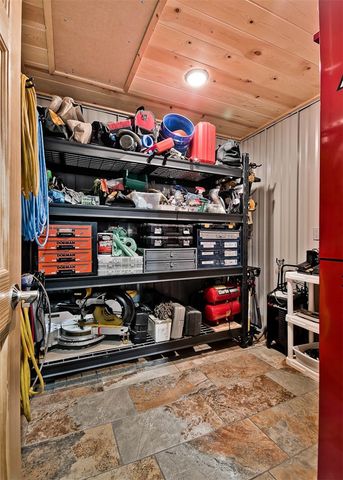 13520 Gooseberry Road, Bentonville, AR 72712