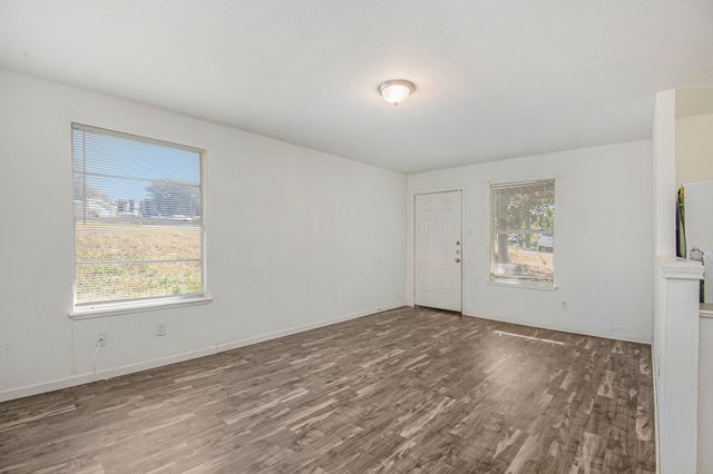 6000 Calloway Court, Fort Worth, TX 76114