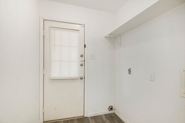 6000 Calloway Court, Fort Worth, TX 76114