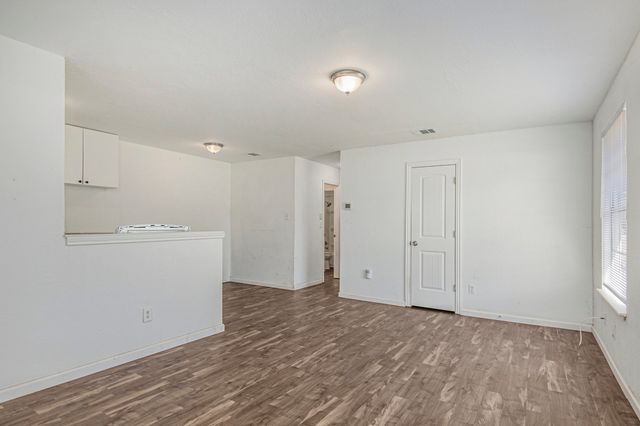 6000 Calloway Court, Fort Worth, TX 76114