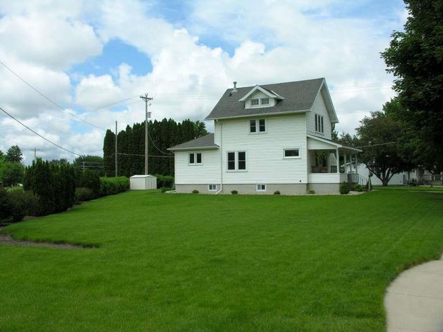 617 S 6th Street, Osage, IA 50461