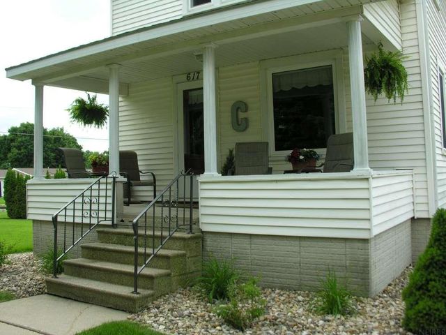 617 S 6th Street, Osage, IA 50461