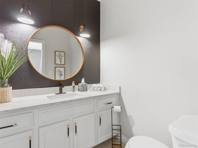 6073 Windemere Lane, Shelby Charter Township, MI 48316