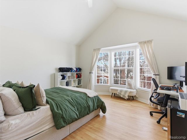 6073 Windemere Lane, Shelby Charter Township, MI 48316