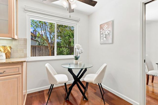 1109 Wright Avenue, Mountain View, CA 94043