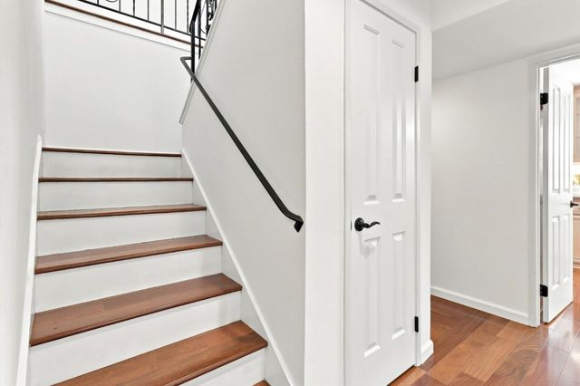 1109 Wright Avenue, Mountain View, CA 94043