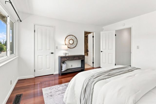 1109 Wright Avenue, Mountain View, CA 94043