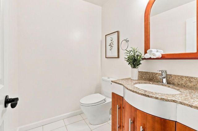 1109 Wright Avenue, Mountain View, CA 94043