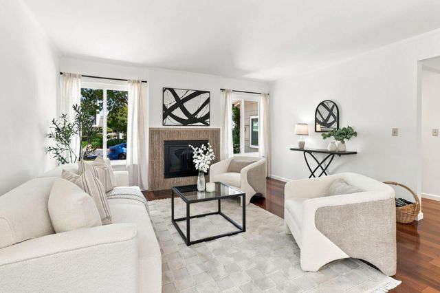 1109 Wright Avenue, Mountain View, CA 94043