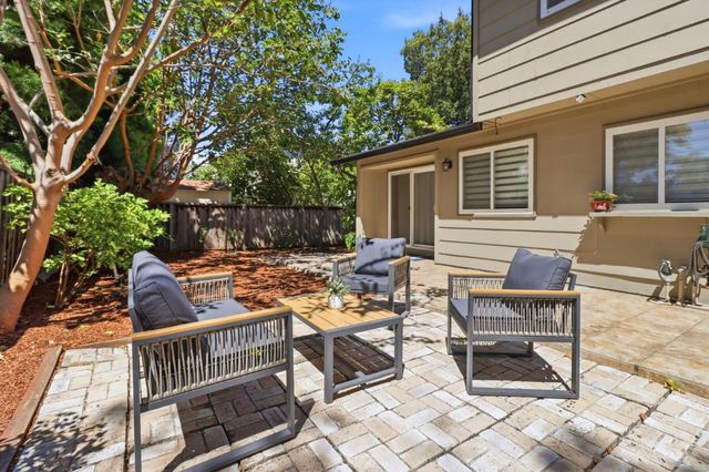 1109 Wright Avenue, Mountain View, CA 94043