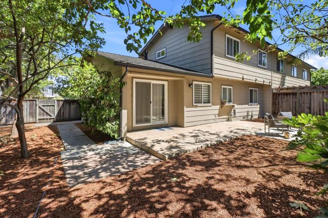 1109 Wright Avenue, Mountain View, CA 94043