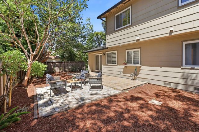 1109 Wright Avenue, Mountain View, CA 94043