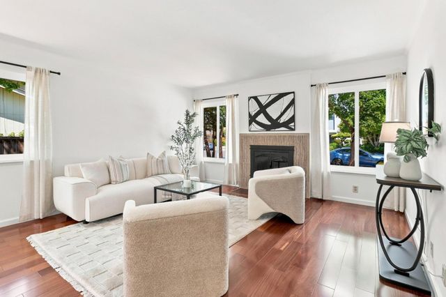 1109 Wright Avenue, Mountain View, CA 94043