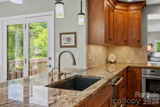52 Clubside Drive, Asheville, NC 28804