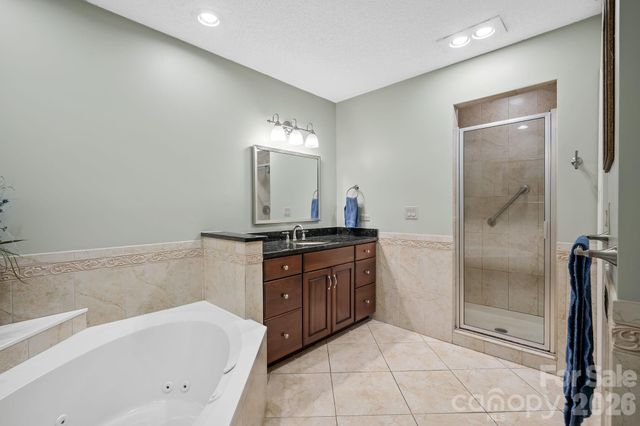 52 Clubside Drive, Asheville, NC 28804