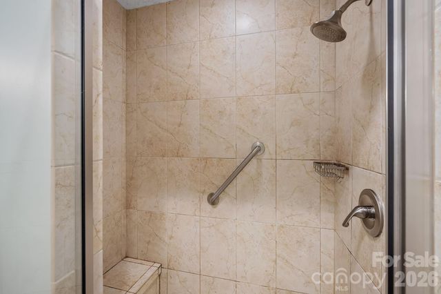52 Clubside Drive, Asheville, NC 28804
