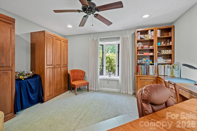 52 Clubside Drive, Asheville, NC 28804