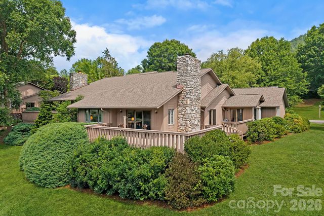 52 Clubside Drive, Asheville, NC 28804