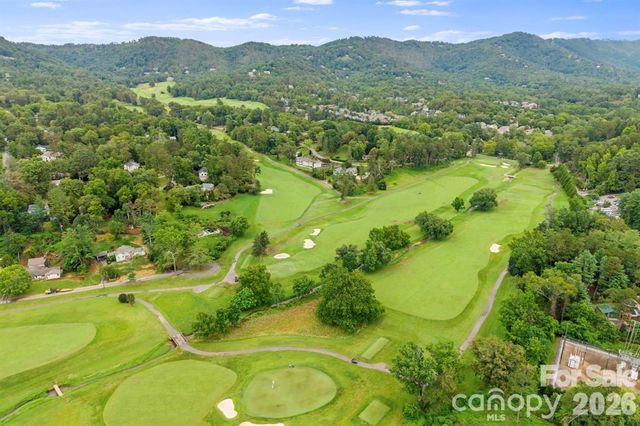 52 Clubside Drive, Asheville, NC 28804