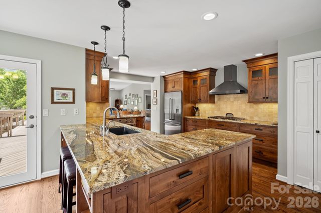 52 Clubside Drive, Asheville, NC 28804