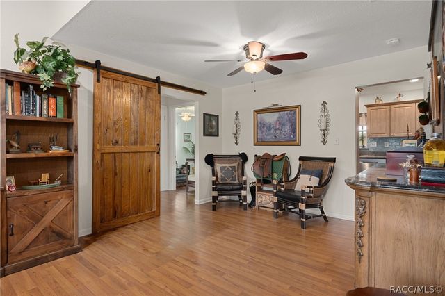 914 N McGowan Avenue, Crystal River, FL 34429