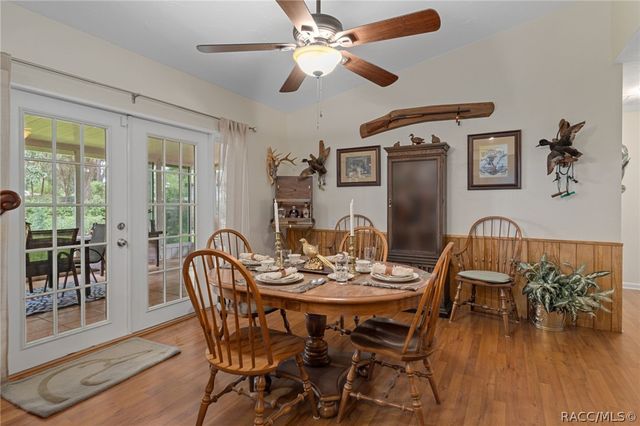 914 N McGowan Avenue, Crystal River, FL 34429