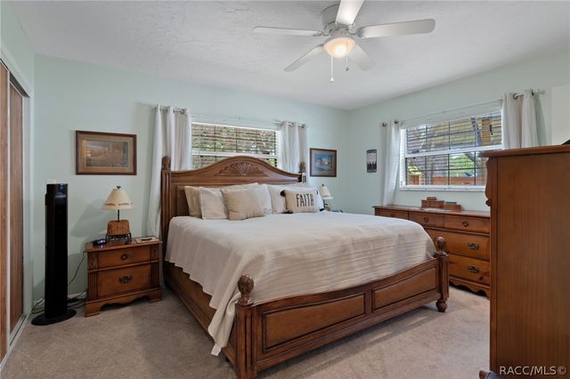 914 N McGowan Avenue, Crystal River, FL 34429
