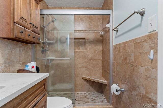 914 N McGowan Avenue, Crystal River, FL 34429