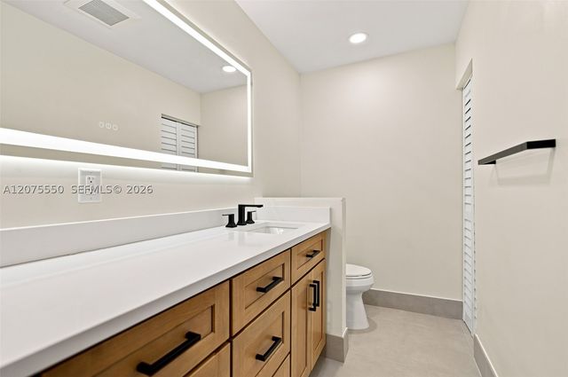 355 SW 121st Ave 355, Pembroke Pines, FL 33025