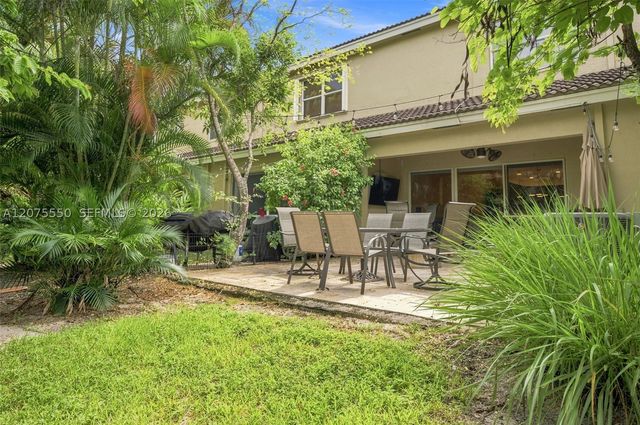 355 SW 121st Ave 355, Pembroke Pines, FL 33025