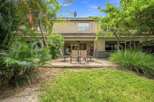 355 SW 121st Ave 355, Pembroke Pines, FL 33025