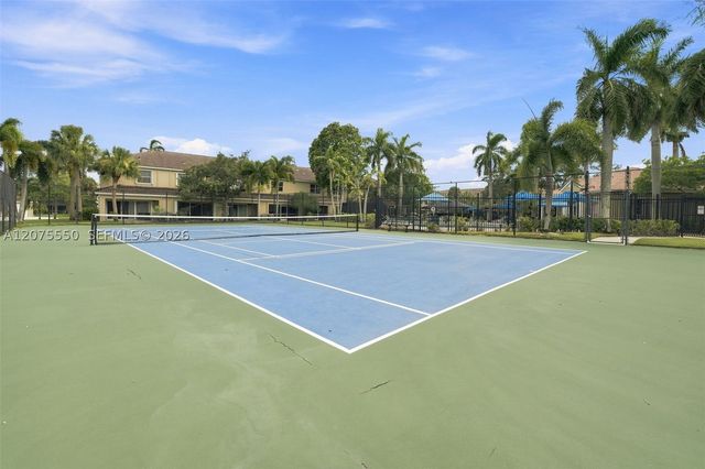 355 SW 121st Ave 355, Pembroke Pines, FL 33025