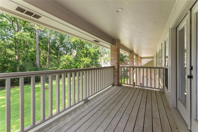 1522 Scenic Shore Drive, Houston, TX 77345