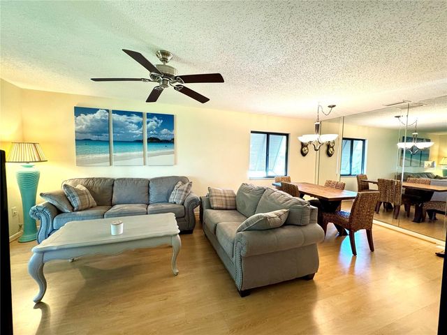 5228 WILLOW LINKS 76, Sarasota, FL 34235