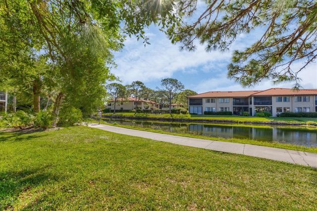 5228 WILLOW LINKS 76, Sarasota, FL 34235
