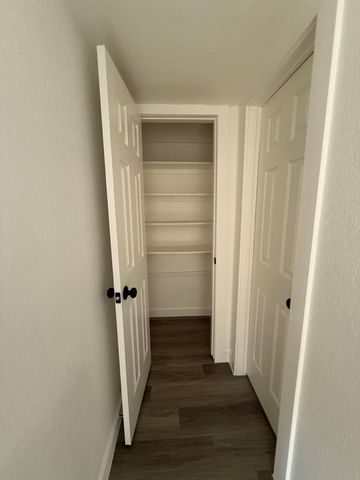 5916 Lago Vista WAY B16, Leander, TX 78645