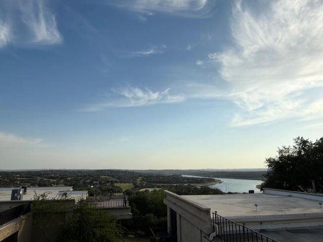 5916 Lago Vista WAY B16, Leander, TX 78645