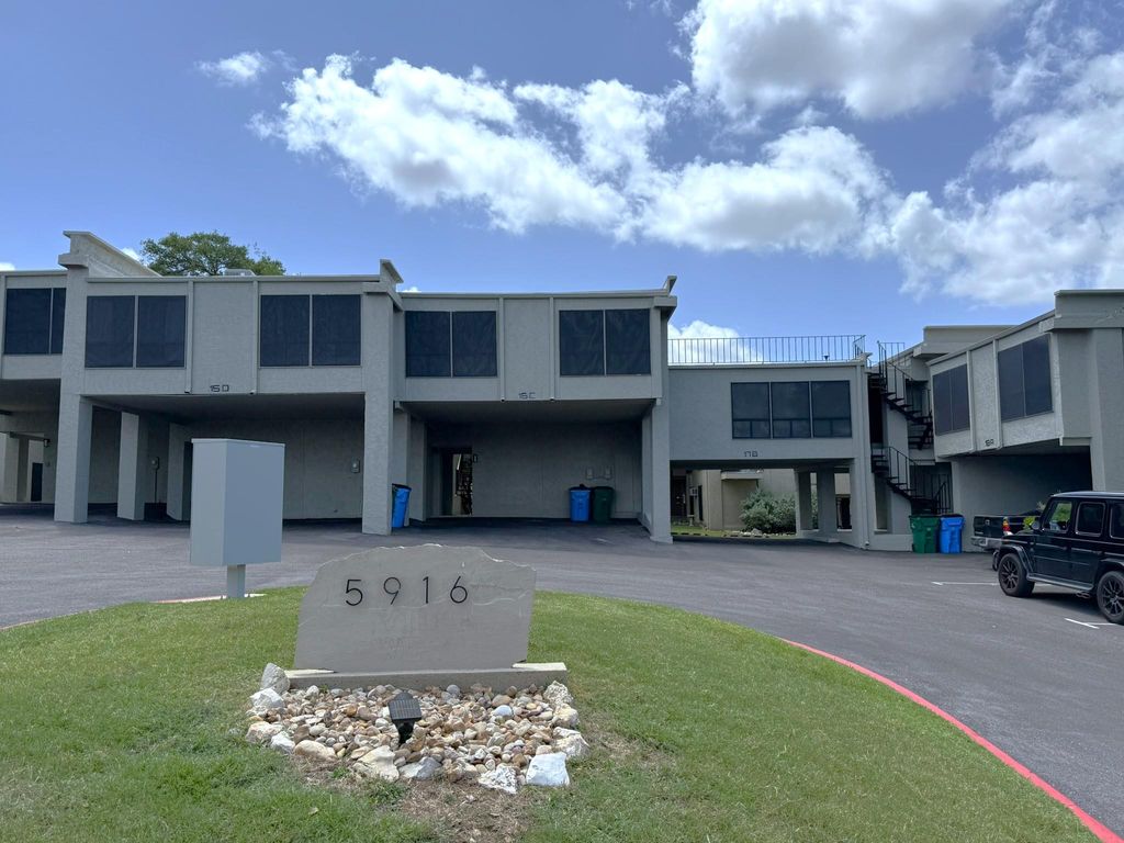 5916 Lago Vista WAY B16, Leander, TX 78645